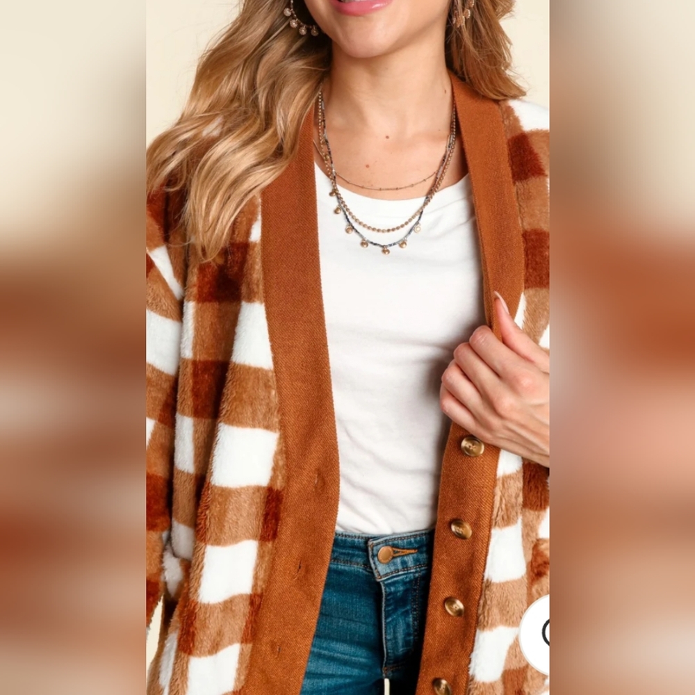 PLUS RUST V NECK CARDIGAN WITH POCKETS - Picture 5 of 6